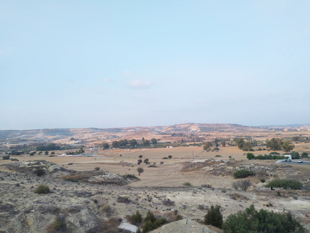 Φωτογραφία ξερών λόφων στην Κύπρο